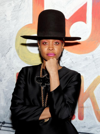 478998273-motown-toasts-erykah-badu-at-samsung-galaxy-experience